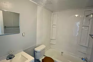 2529 Mcdonald Rd, Oyster Creek, TX 77541 - Photo 5