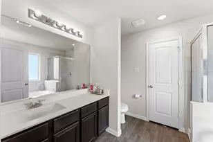 4930 Purple Wisteria Ln, Spring, TX 77373 - Photo 11