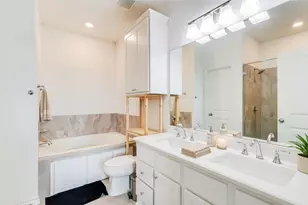 497 Arrowhead Dr, Palacios, TX 77465 - Photo 9