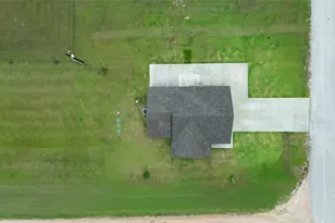 497 Arrowhead Dr, Palacios, TX 77465 - Photo 17