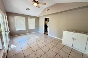 1608 Michael St, El Campo, TX 77437 - Photo 11