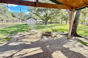 1608 Michael St, El Campo, TX 77437 - Photo 21