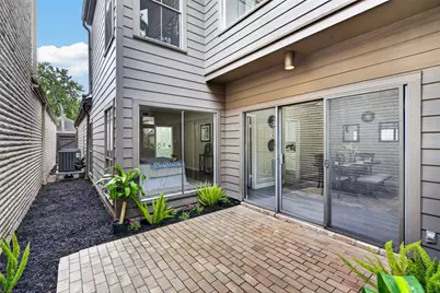 9592 Doliver Drive, Houston, TX 77063 - Photo 13
