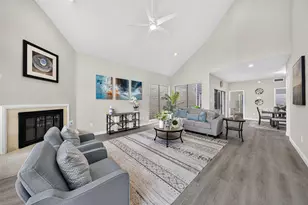 9592 Doliver Dr, Houston, TX 77063 - Photo 7