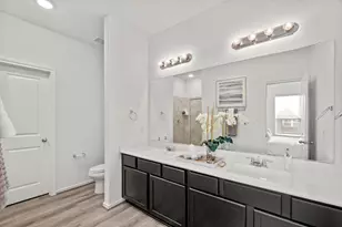 1404 Wycliffe Dr, Houston, TX 77043 - Photo 11