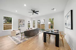 309 E 43rd St, Houston, TX 77022 - Photo 3