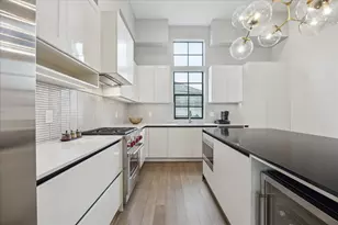 5820 Winsome Ln, Houston, TX 77057 - Photo 7