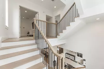 7546 Awty School Lane, Houston, TX 77055 - Photo 23