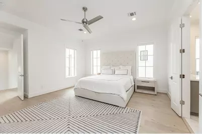 7546 Awty School Lane, Houston, TX 77055 - Photo 25