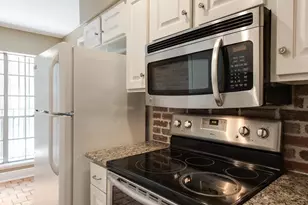 12 Hyde Park Blvd, Houston, TX 77006 - Photo 9