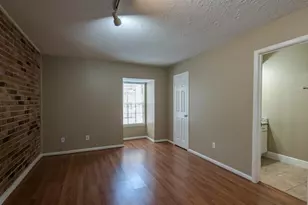 12 Hyde Park Blvd, Houston, TX 77006 - Photo 11