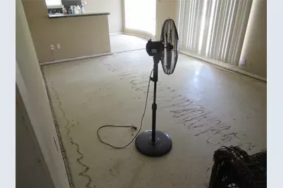 4122 Belgrade Drive, Houston, TX 77045 - Photo 11