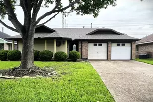15734 Roxton Ridge Dr, Webster, TX 77598 - Photo 1