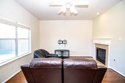 25914 Chapman Falls Drive, Richmond, TX 77406 - Photo 9