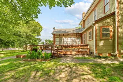 717 E Houston Avenue, Crockett, TX 75835 - Photo 31