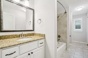 1114 Beall Landing Ct, Houston, TX 77008 - Photo 31