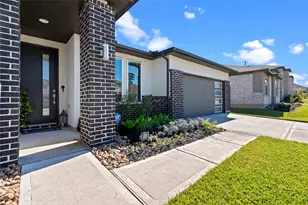 13316 Bear Creek Ct, Conroe, TX 77384 - Photo 5