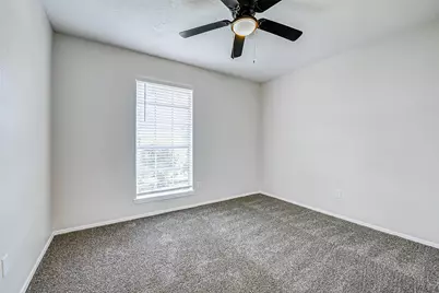 9842 Shell Rock Road, La Porte, TX 77571 - Photo 11