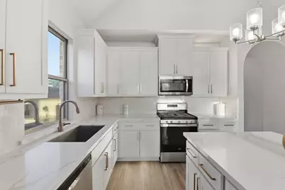 7031 Snow Finch Lane, Katy, TX 77493 - Photo 13