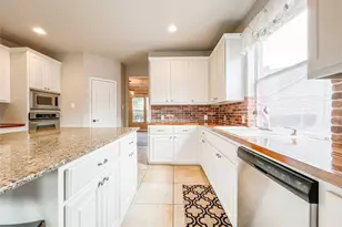 3324 Creek Gate Dr, League City, TX 77573 - Photo 11