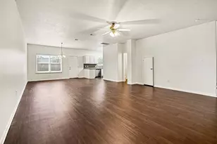 2209 Kingfish Rd, Houston, TX 77591 - Photo 9