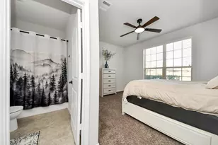 2708 Ahnya Ln, League City, TX 77573 - Photo 13