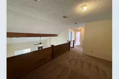 921 S 6th Street, La Porte, TX 77571 - Photo 13