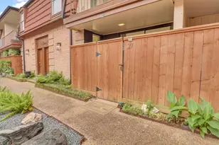 3401 Timmons Ln, Houston, TX 77027 - Photo 5
