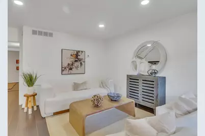 3401 Timmons Lane #27, Houston, TX 77027 - Photo 11