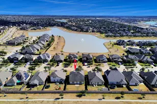 9726 Shimmering Lakes Dr, Rosharon, TX 77583 - Photo 29