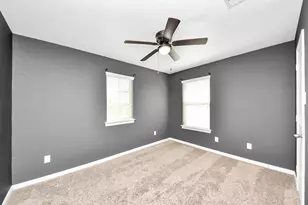 9726 Shimmering Lakes Dr, Rosharon, TX 77583 - Photo 23