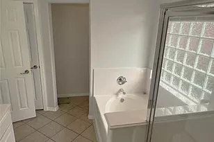 8426 Hunters Village Dr, Humble, TX 77346 - Photo 17