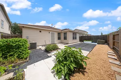13123 Dawn Hollow Lane, Houston, TX 77072 - Photo 21