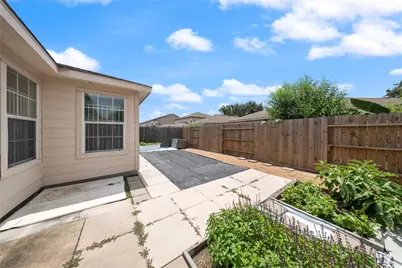 13123 Dawn Hollow Lane, Houston, TX 77072 - Photo 23