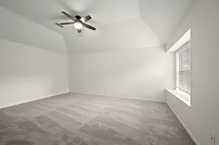 34 S Rambling Ridge Pl, Conroe, TX 77385 - Photo 13
