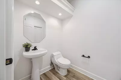 2203 Dorrington Street #301, Houston, TX 77030 - Photo 13