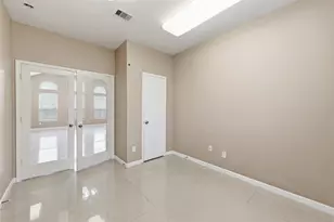 8234 Hall View Dr, Houston, TX 77075 - Photo 19