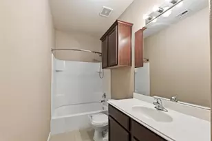 8234 Hall View Dr, Houston, TX 77075 - Photo 23
