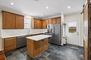 1821 Lewis St, Houston, TX 77009 - Photo 9