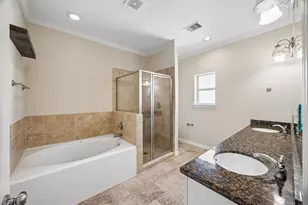 1821 Lewis St, Houston, TX 77009 - Photo 13
