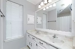 1534 Vickery Dr, Sugar Land, TX 77498 - Photo 13