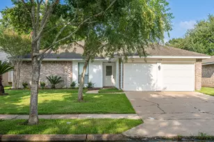 1534 Vickery Dr, Sugar Land, TX 77498 - Photo 1