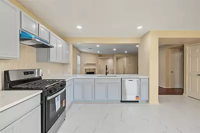 13107 Dawn Hollow Lane, Houston, TX 77072 - Photo 21