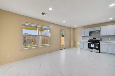 13107 Dawn Hollow Lane, Houston, TX 77072 - Photo 17
