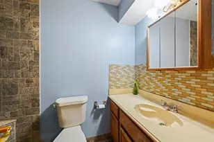 510 Enchanted Hollow Dr, Spring, TX 77388 - Photo 17