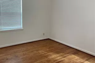 1950 Ridgemore Dr, Houston, TX 77055 - Photo 11