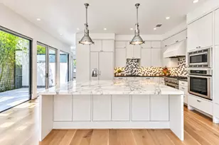 815 Alexander St, Houston, TX 77007 - Photo 1
