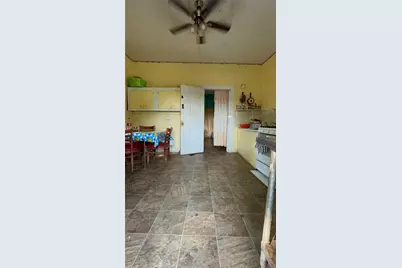 713 S Banks Street, Caldwell, TX 77836 - Photo 5