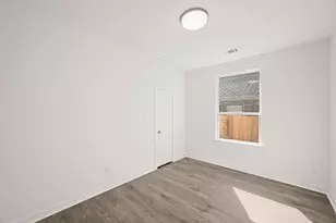 231 Navasota Narrows Ct, Conroe, TX 77304 - Photo 17