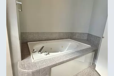 9833 Sandra Ann Court, Houston, TX 77025 - Photo 5